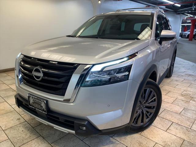 used 2022 Nissan Pathfinder car, priced at $34,277