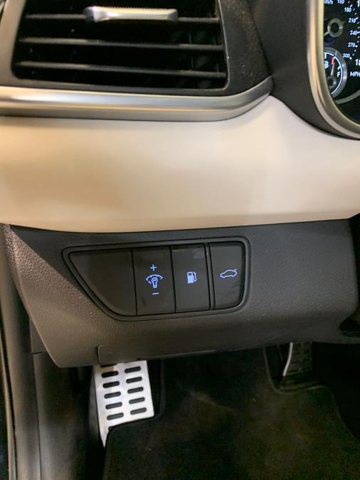 used 2022 Genesis G70 car, priced at $35,777