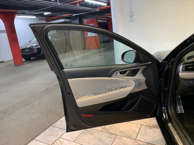 used 2022 Genesis G70 car, priced at $35,777