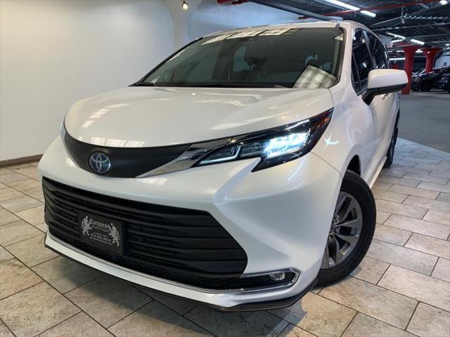 used 2021 Toyota Sienna car, priced at $35,777