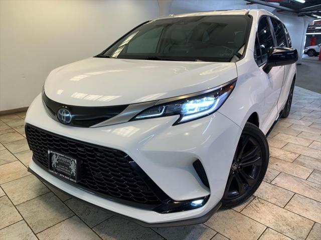 used 2022 Toyota Sienna car, priced at $44,877