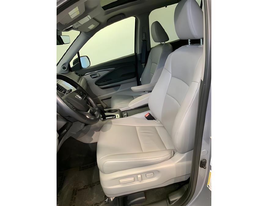 used 2020 Honda Pilot car, priced at $26,777