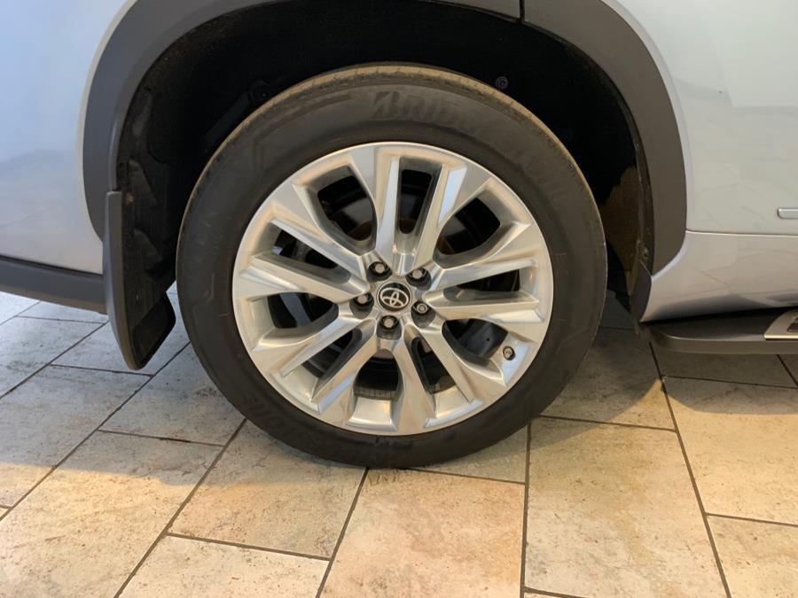 used 2022 Toyota Highlander car, priced at $35,777