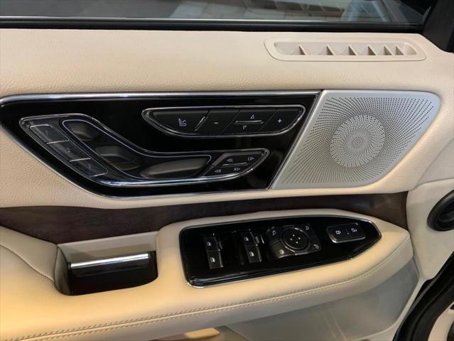 used 2021 Lincoln Navigator car, priced at $46,777