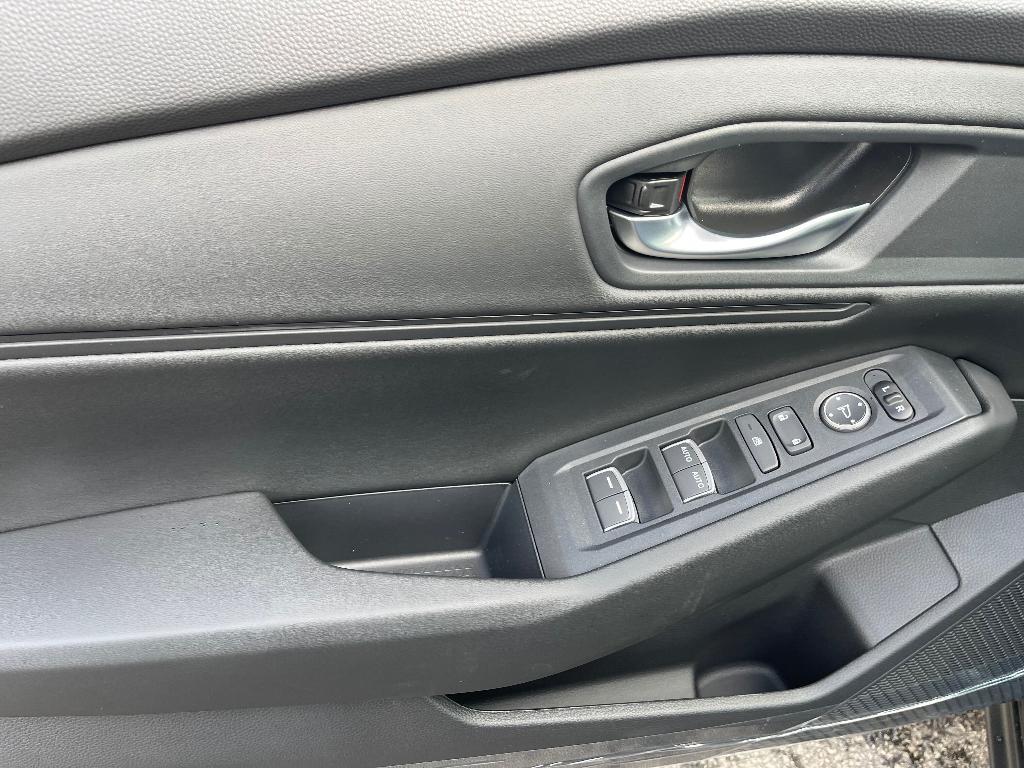 new 2025 Honda Accord car, priced at $30,574