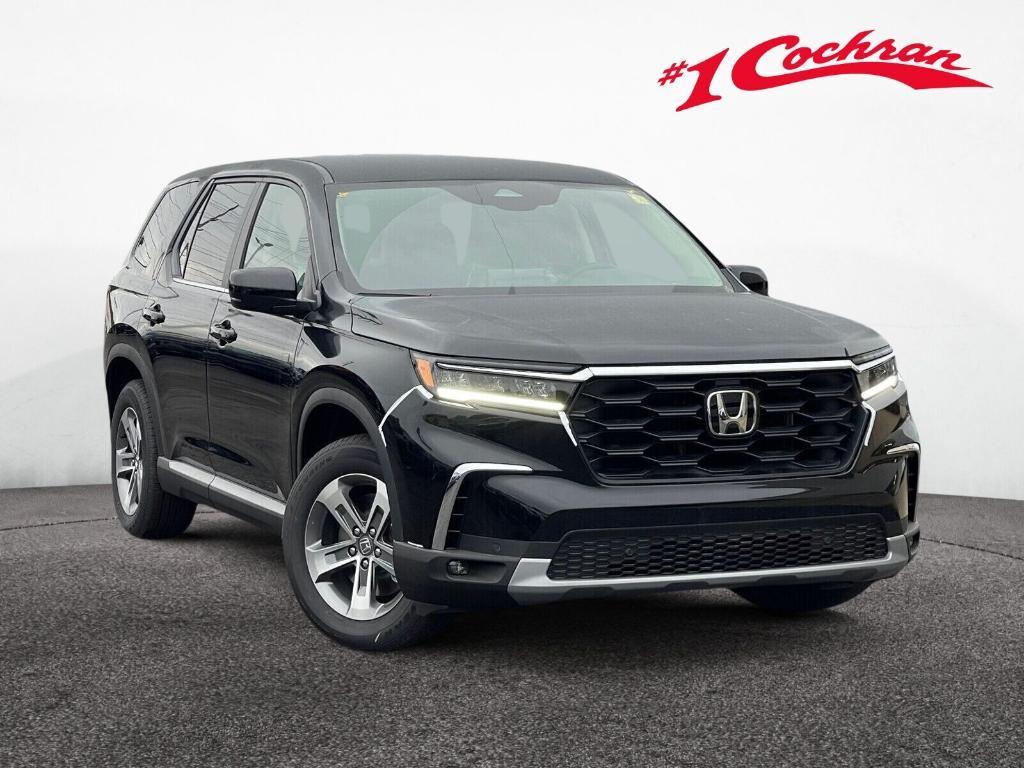 new 2025 Honda Pilot car, priced at $42,868