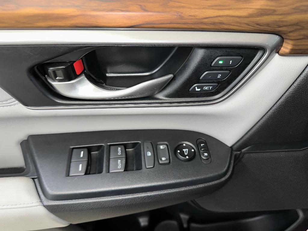 used 2020 Honda CR-V car, priced at $24,800