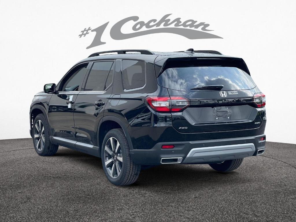 new 2025 Honda Pilot car, priced at $51,299