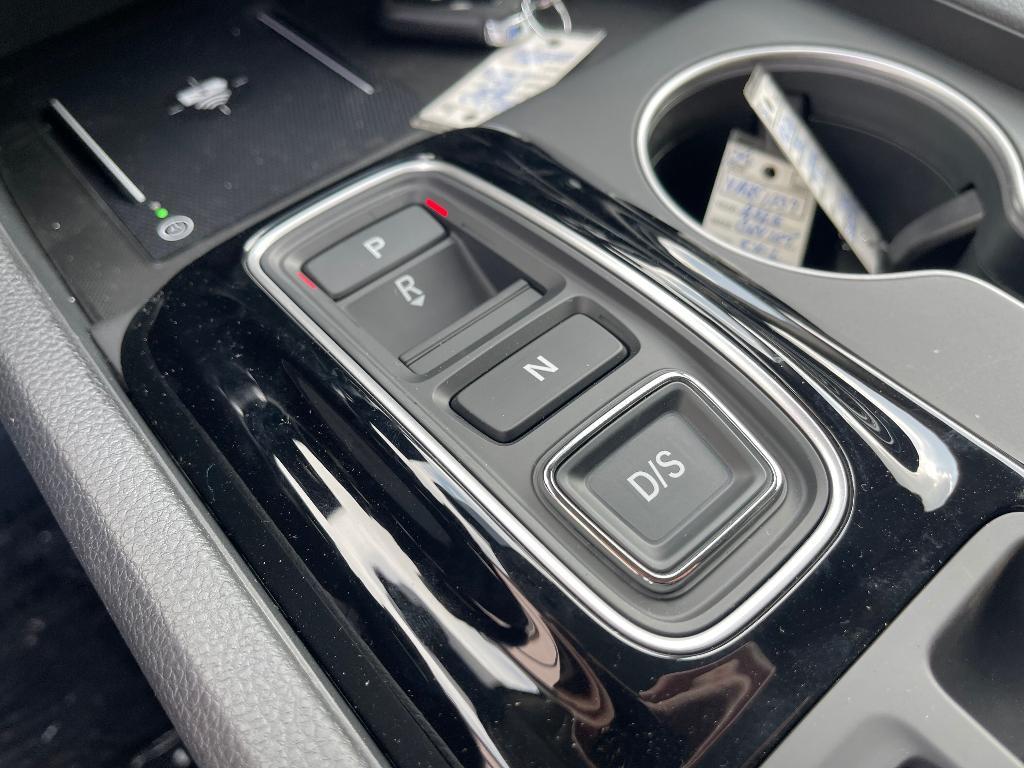 new 2025 Honda Pilot car, priced at $51,299