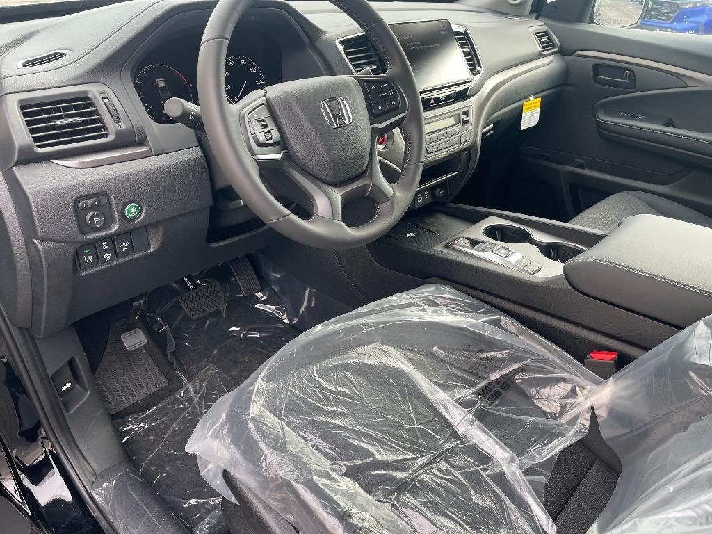 new 2025 Honda Ridgeline car, priced at $38,463