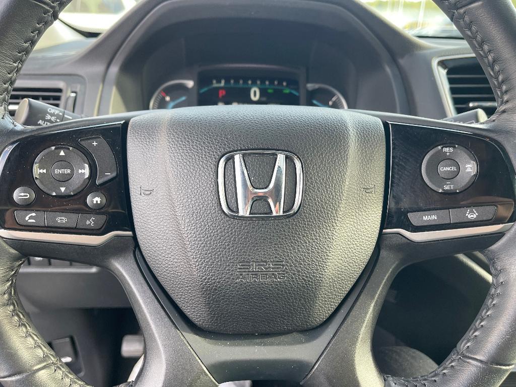 used 2022 Honda Pilot car, priced at $33,500