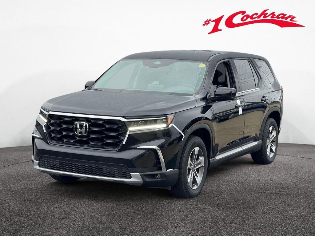 new 2025 Honda Pilot car, priced at $42,868