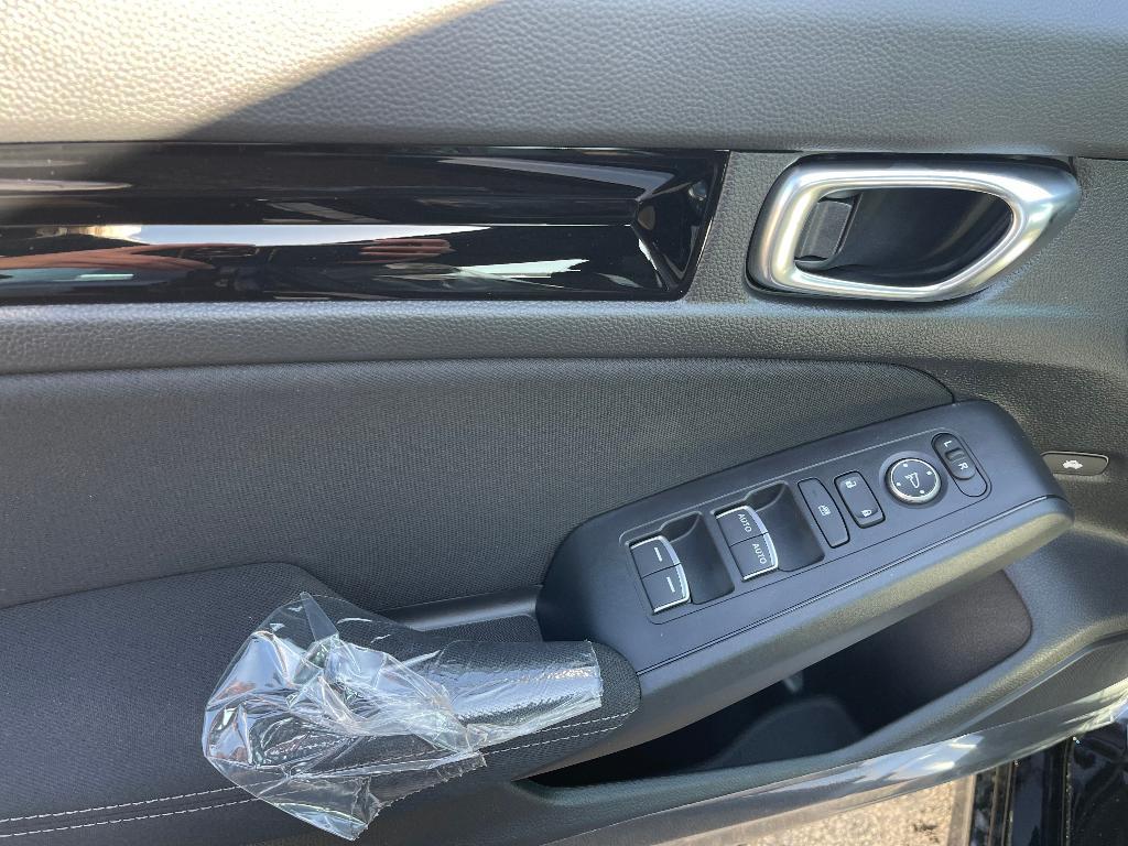 new 2025 Honda Civic Hybrid car, priced at $29,039