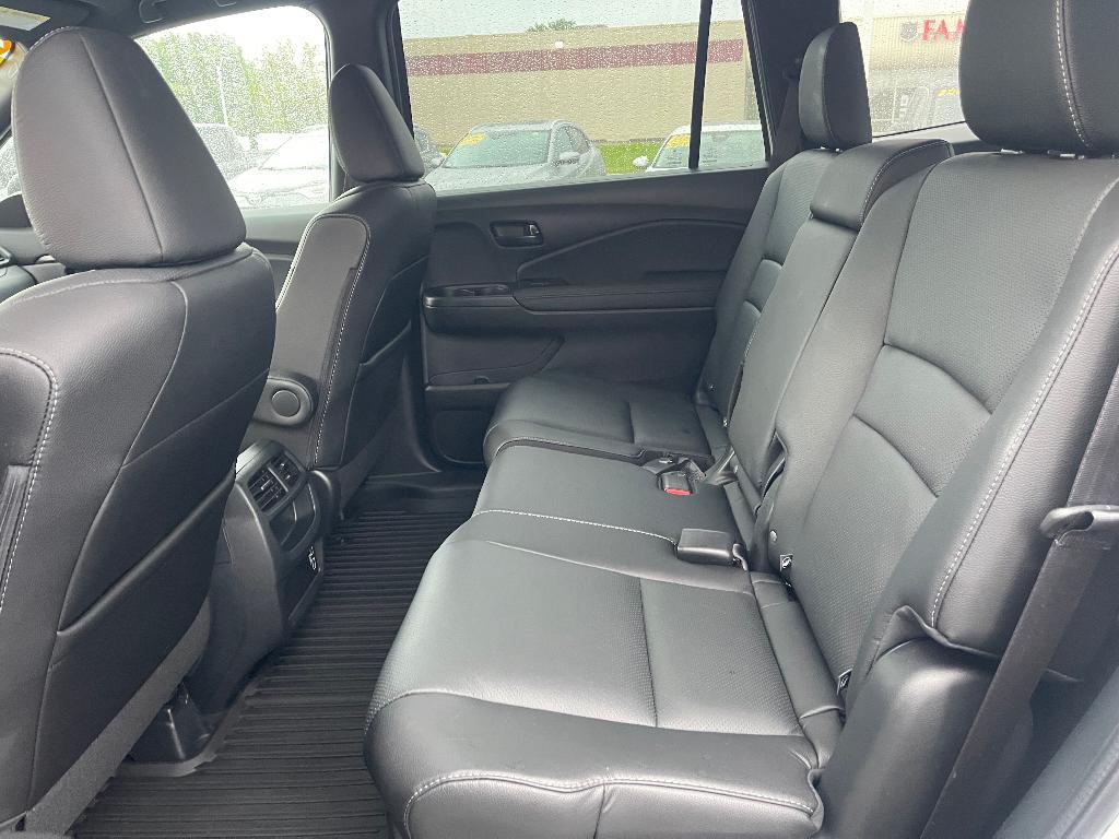 used 2022 Honda Passport car, priced at $33,942