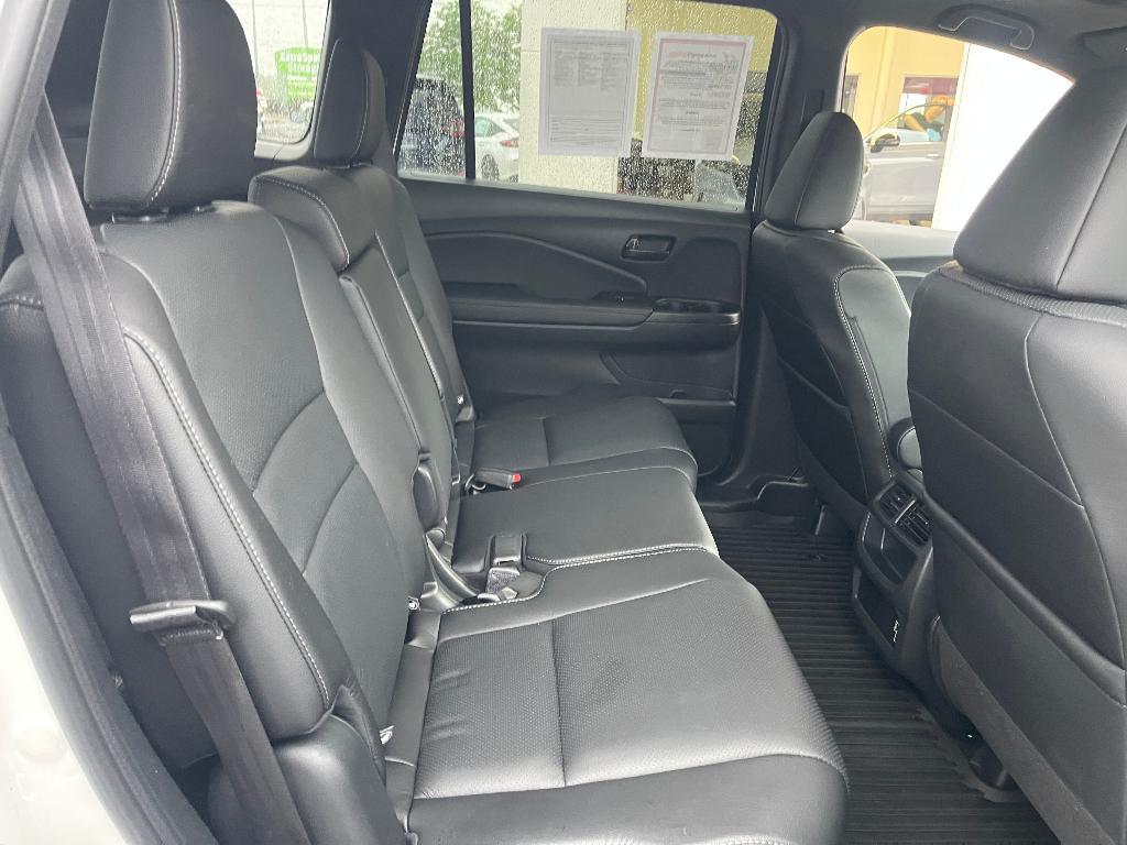 used 2022 Honda Passport car, priced at $33,942