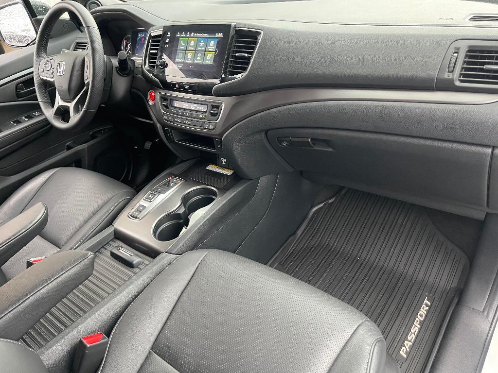 used 2022 Honda Passport car, priced at $33,942