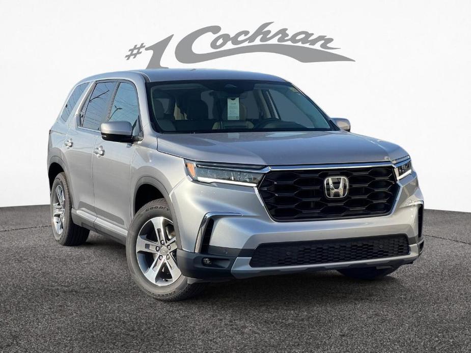 new 2025 Honda Pilot car, priced at $46,348