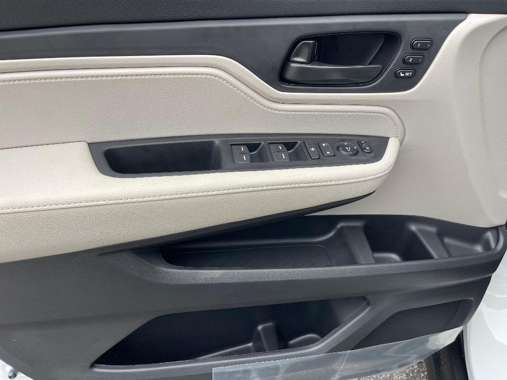 new 2026 Honda Odyssey car, priced at $42,936