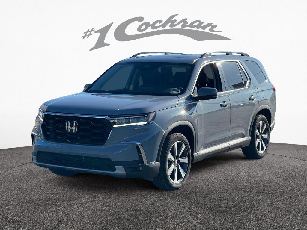 new 2025 Honda Pilot car, priced at $51,670
