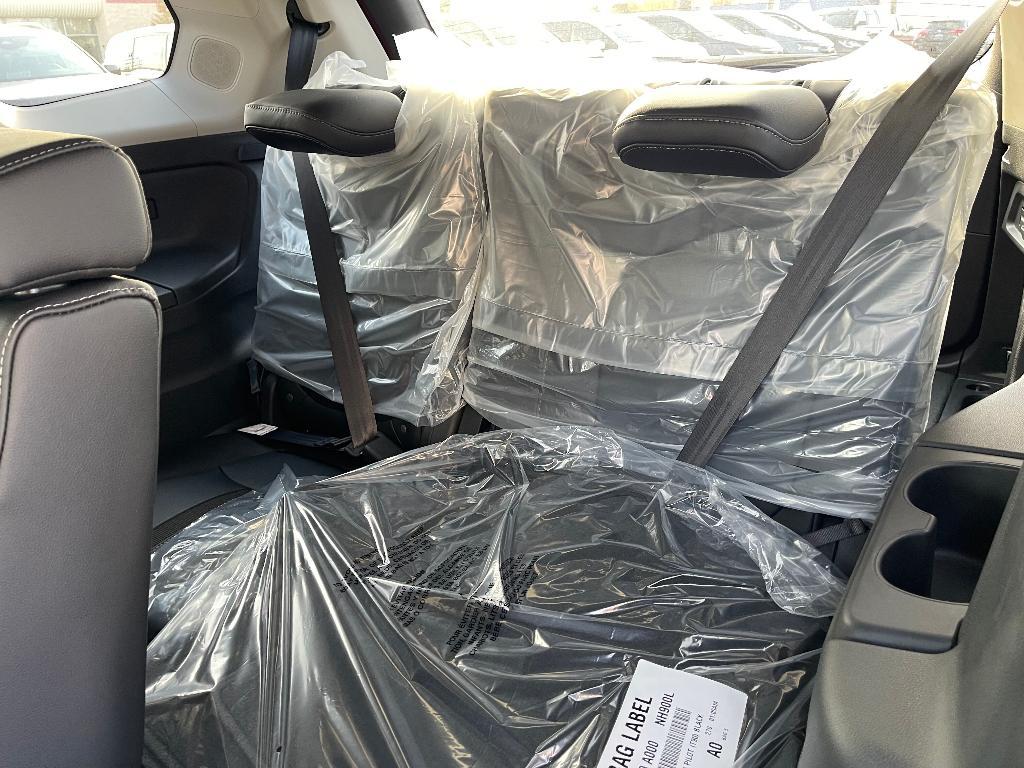 new 2025 Honda Pilot car, priced at $48,350