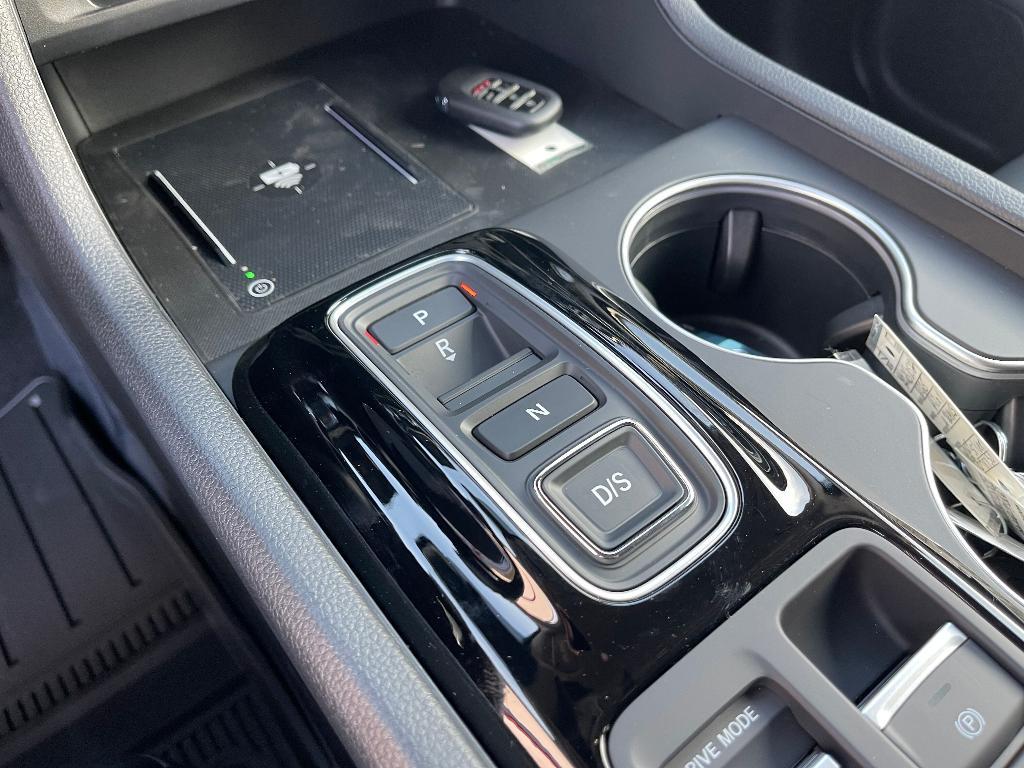 new 2025 Honda Pilot car, priced at $48,350