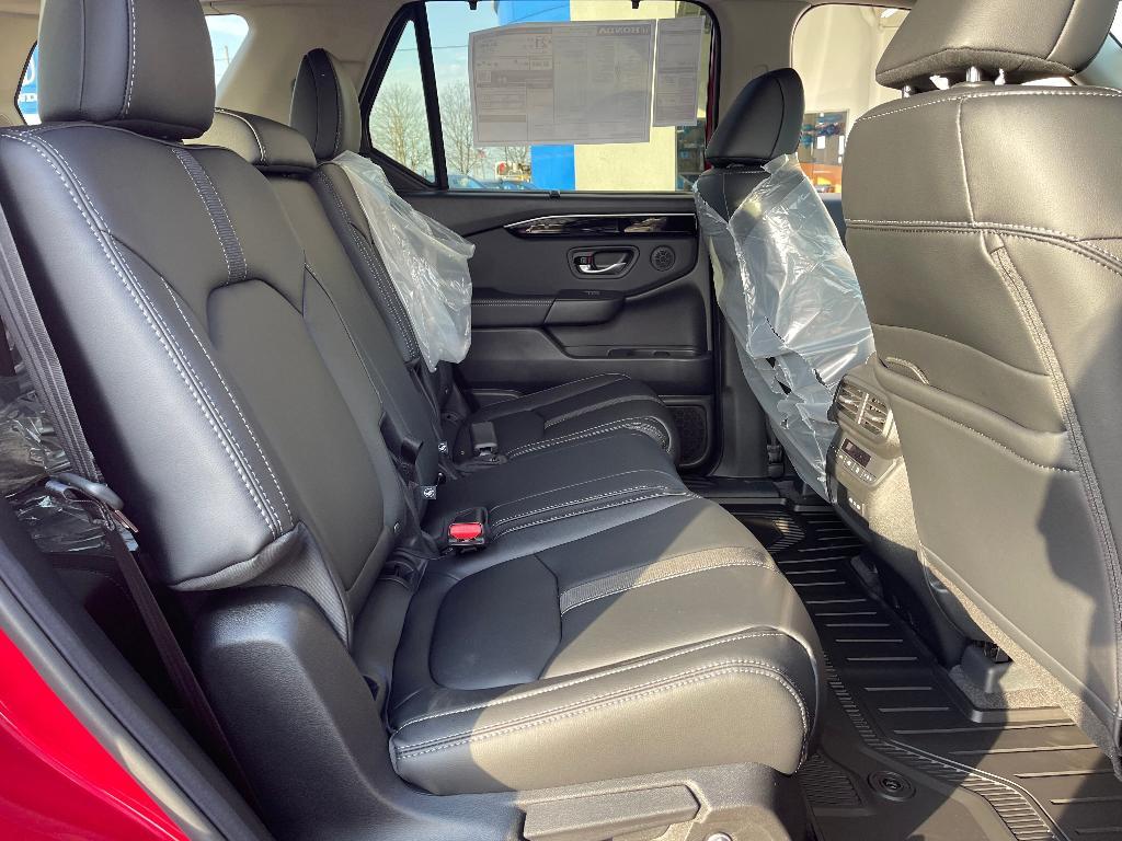 new 2025 Honda Pilot car, priced at $48,350