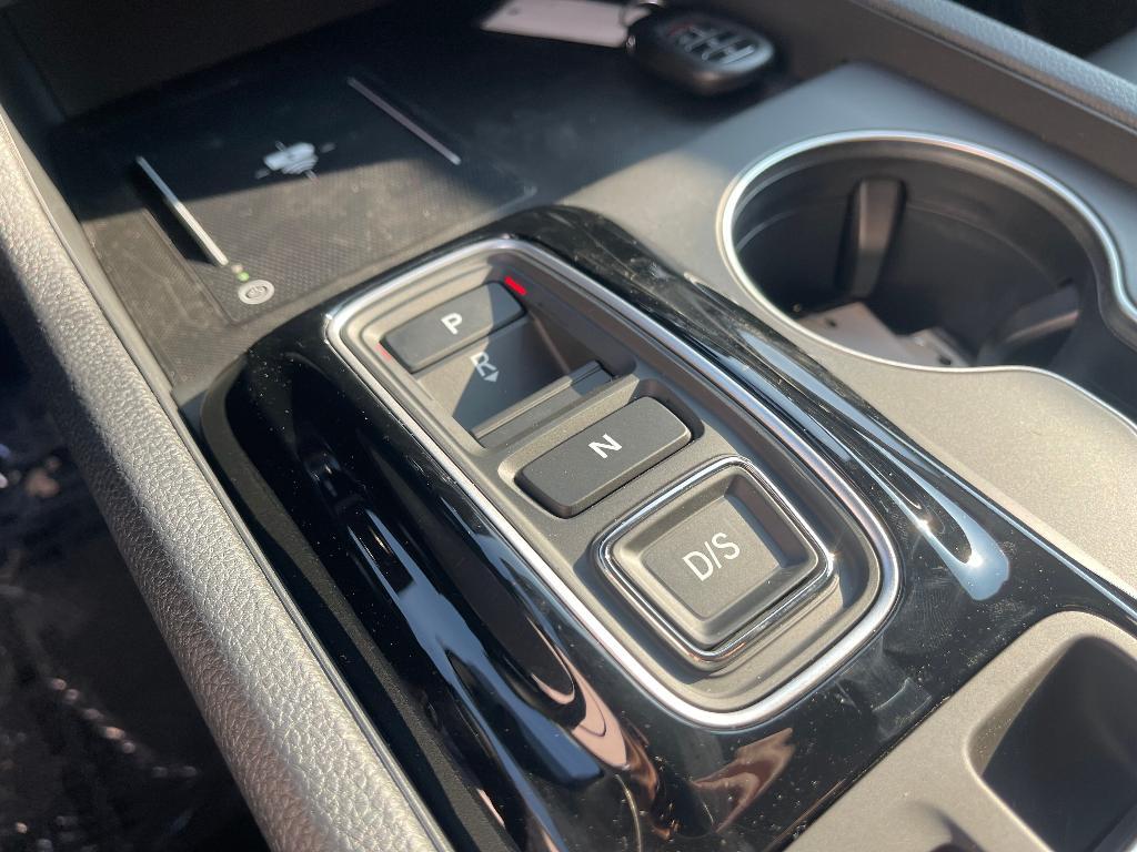 new 2025 Honda Pilot car, priced at $45,144