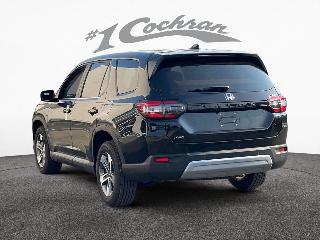 new 2025 Honda Pilot car, priced at $45,144
