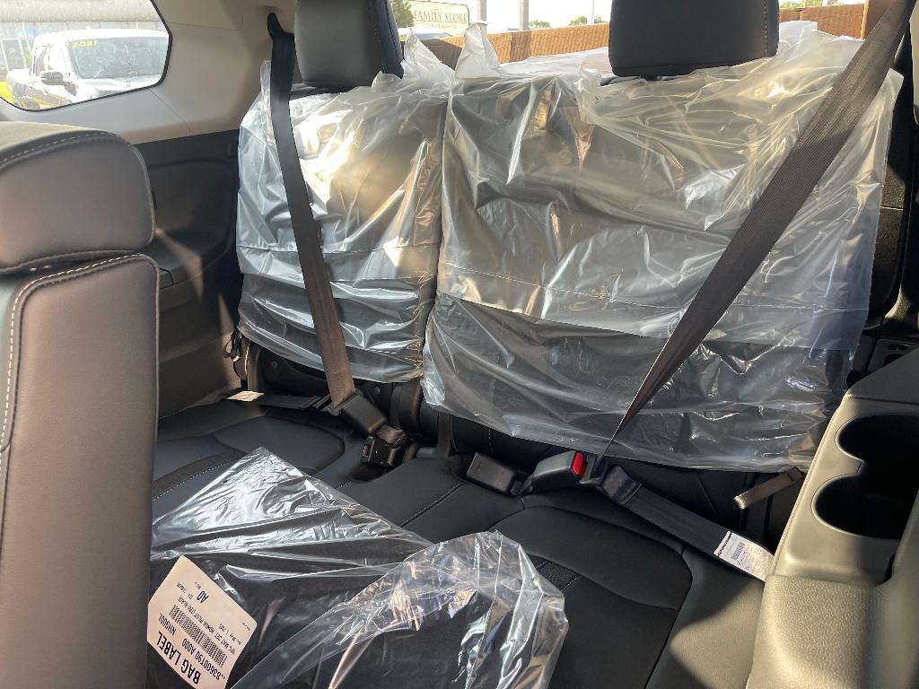 new 2025 Honda Pilot car, priced at $45,144