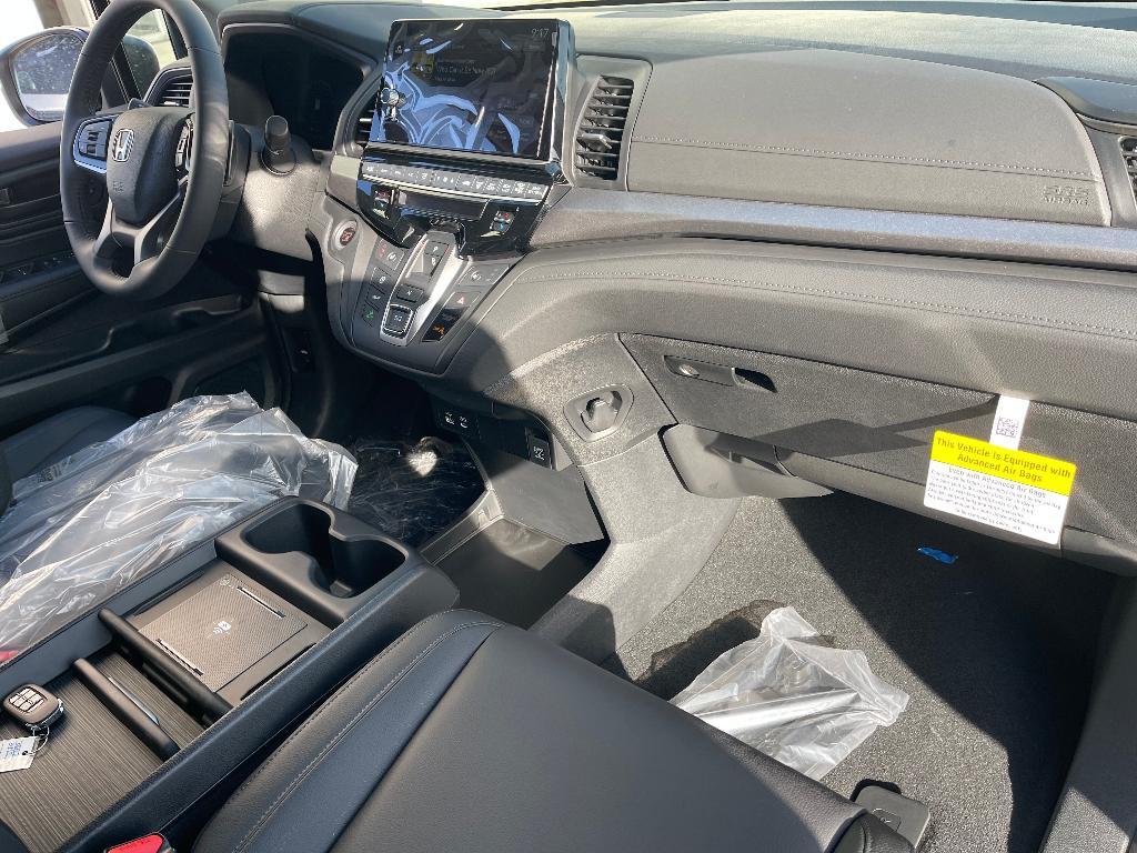 new 2026 Honda Odyssey car, priced at $42,183