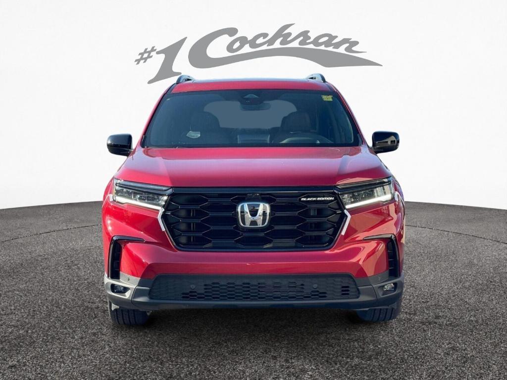 new 2025 Honda Pilot car, priced at $52,081