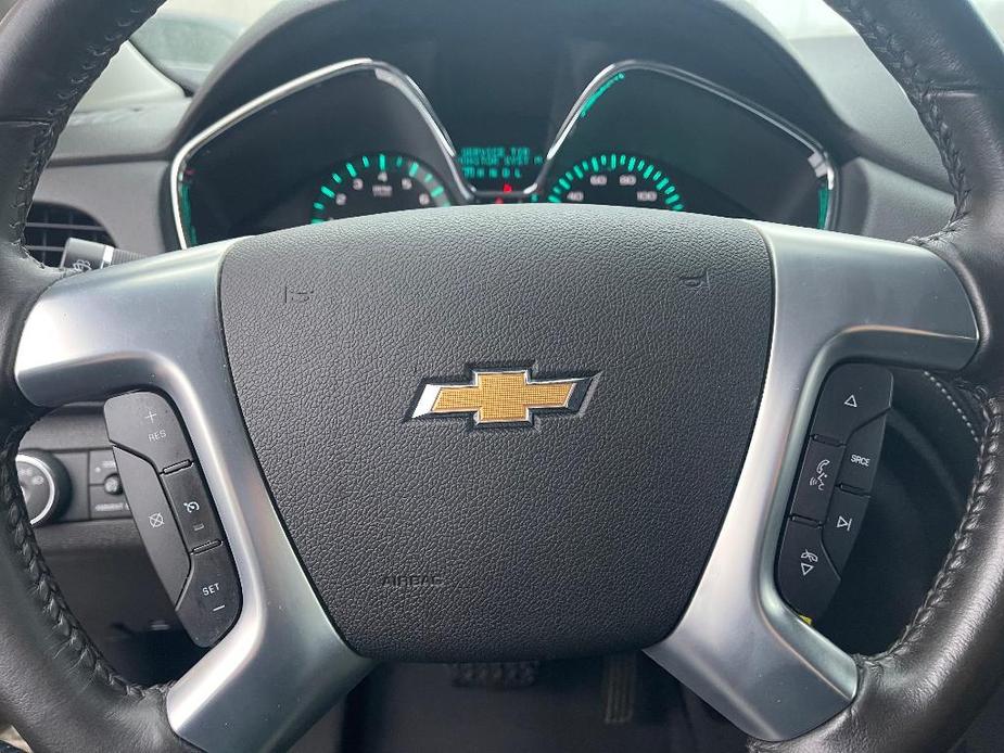 used 2015 Chevrolet Traverse car, priced at $9,500