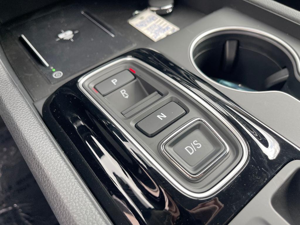 new 2025 Honda Pilot car, priced at $46,303