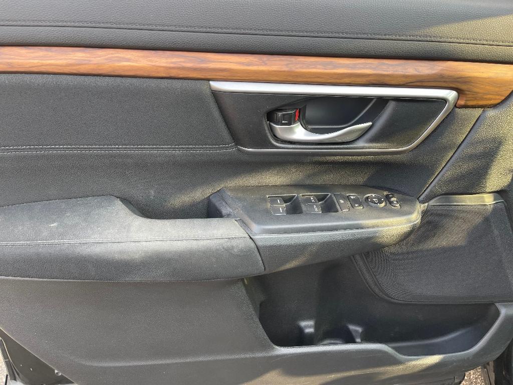 used 2018 Honda CR-V car, priced at $18,700