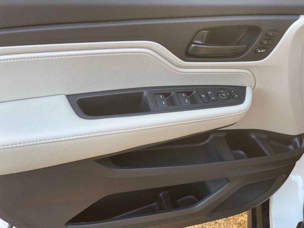 new 2025 Honda Odyssey car, priced at $45,078