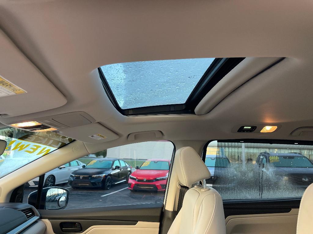 new 2025 Honda Odyssey car, priced at $45,078