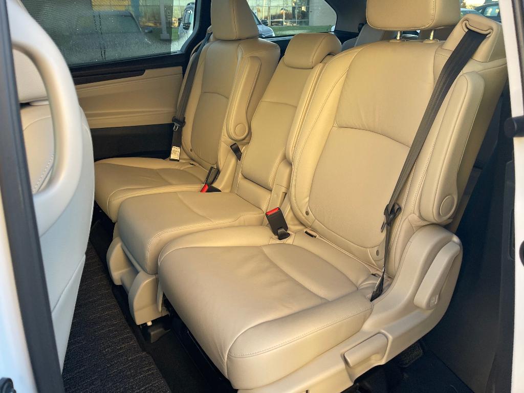 new 2025 Honda Odyssey car, priced at $45,078