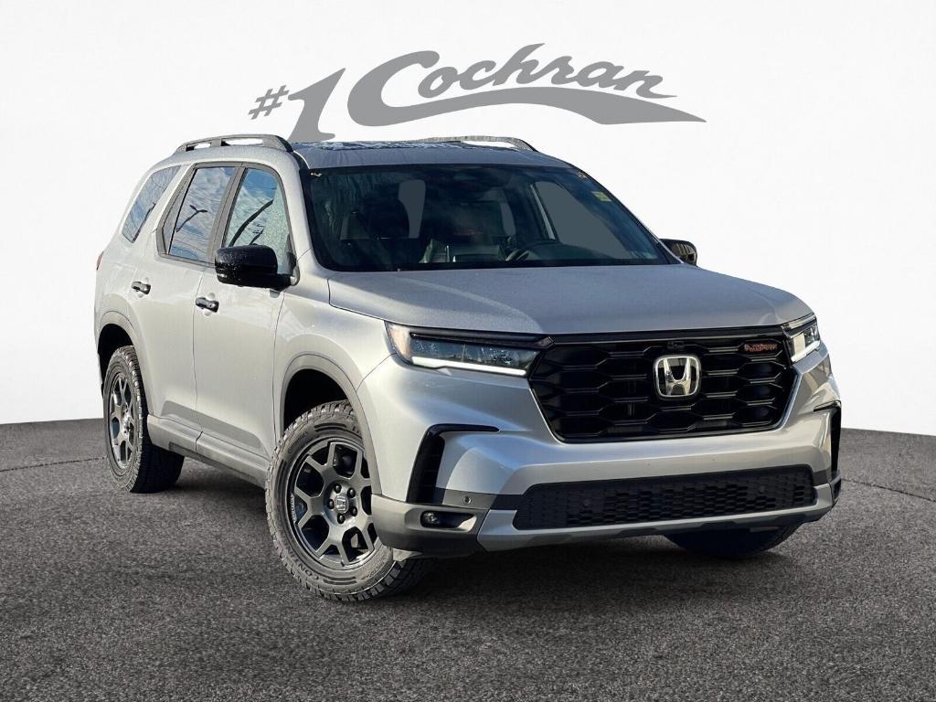 new 2025 Honda Pilot car, priced at $47,932