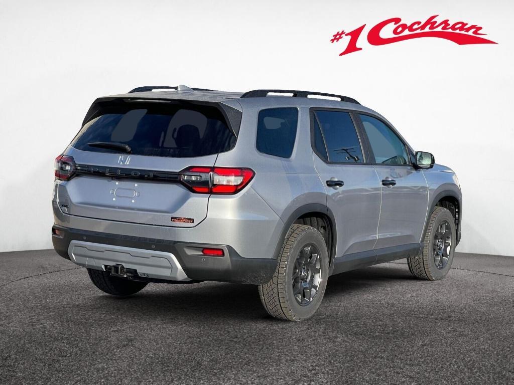 new 2025 Honda Pilot car, priced at $46,432