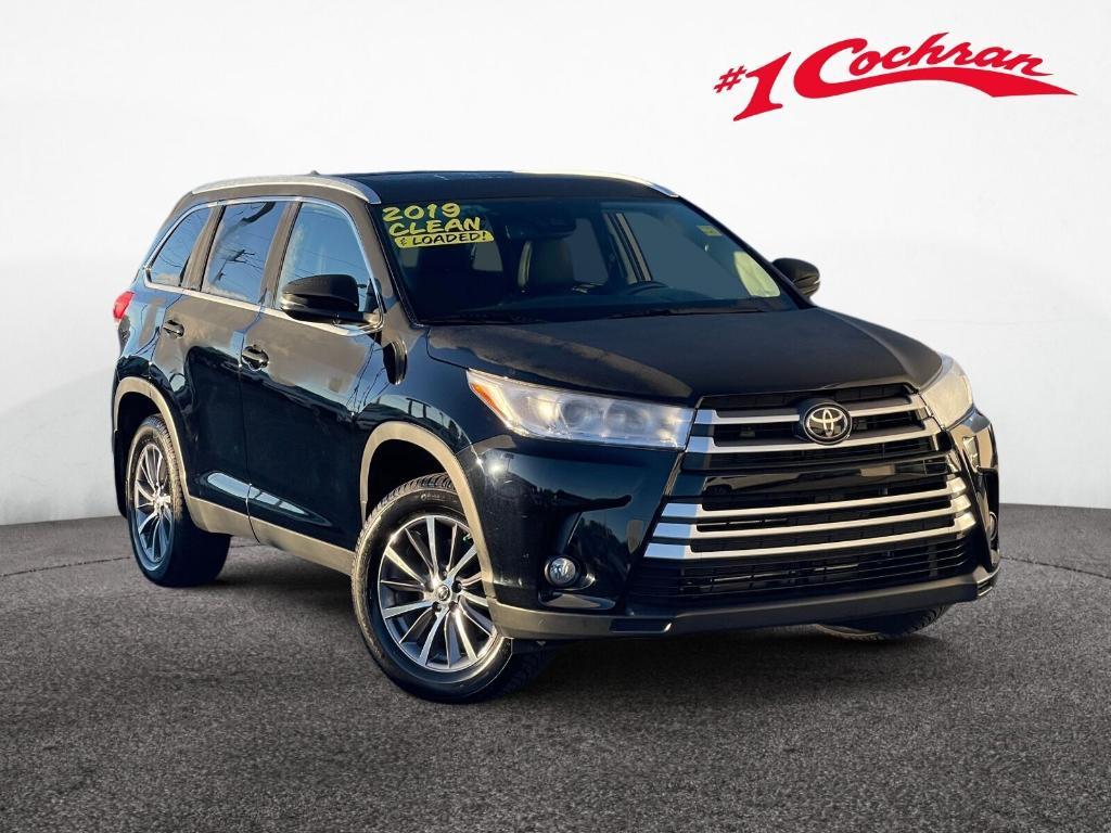 used 2019 Toyota Highlander car, priced at $27,500