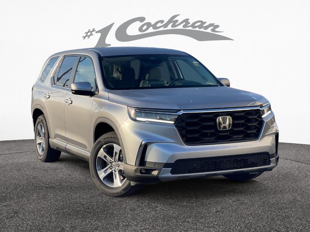 new 2025 Honda Pilot car, priced at $44,915