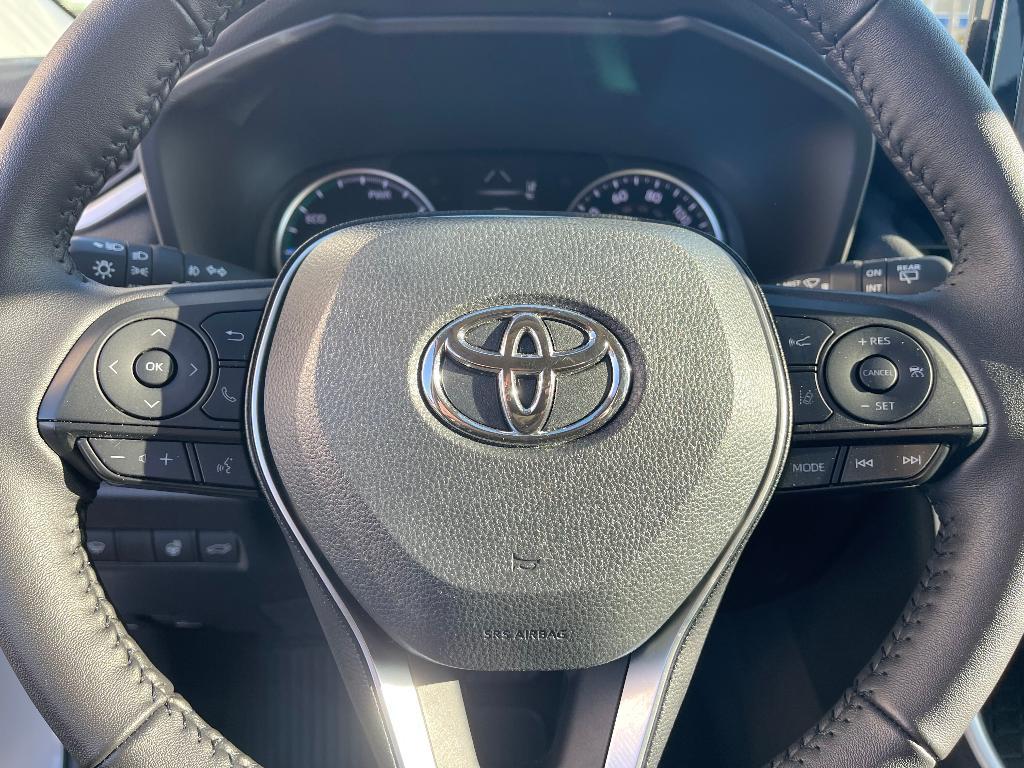 used 2022 Toyota RAV4 Hybrid car, priced at $32,998