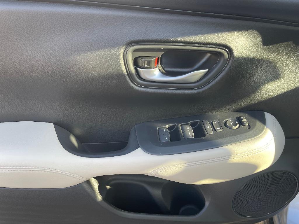 new 2026 Honda HR-V car, priced at $28,087