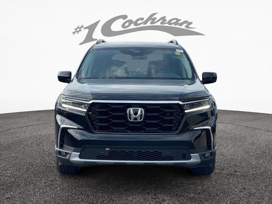 new 2025 Honda Pilot car, priced at $48,910