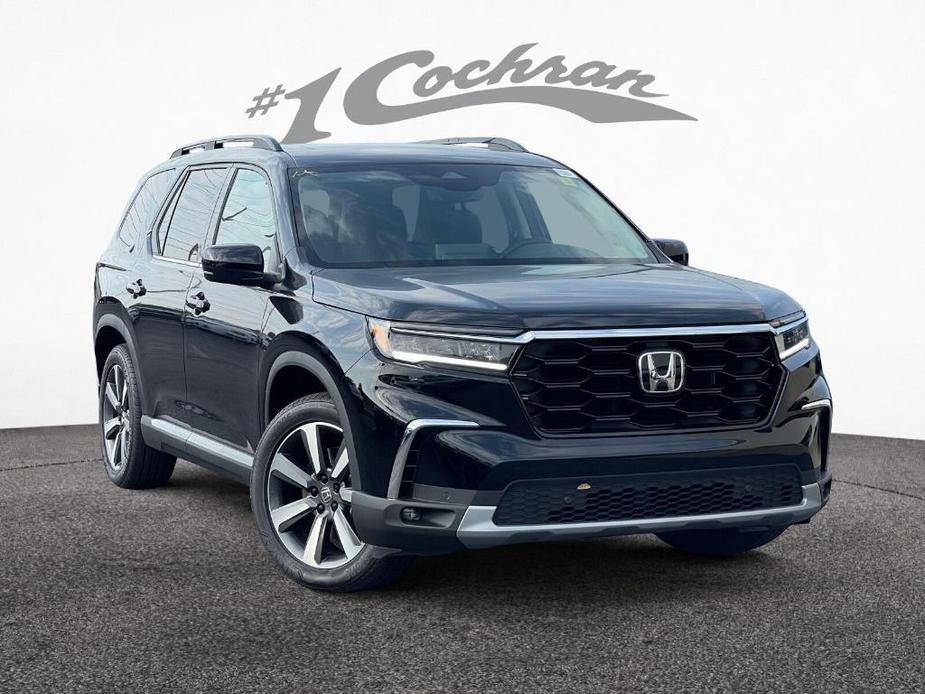 new 2025 Honda Pilot car, priced at $48,910