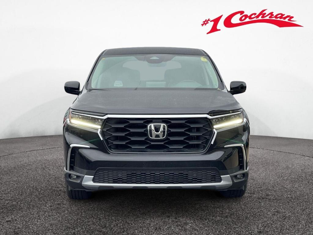 new 2025 Honda Pilot car, priced at $42,868
