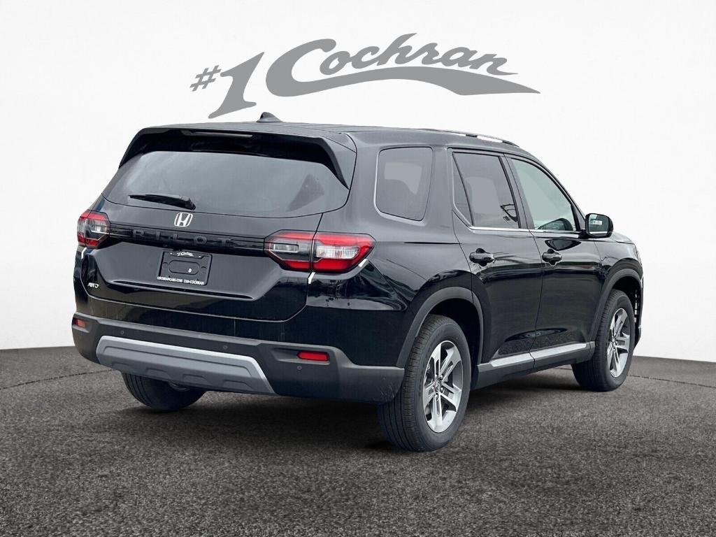 new 2025 Honda Pilot car, priced at $44,368
