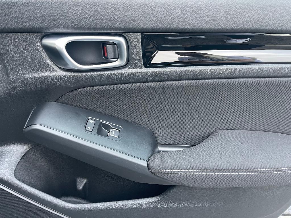 new 2025 Honda Civic Hybrid car, priced at $29,473