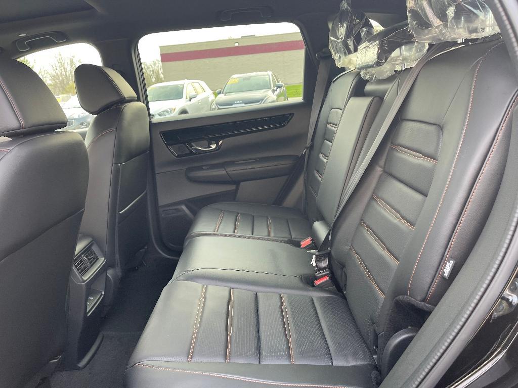 new 2025 Honda CR-V Hybrid car, priced at $42,495