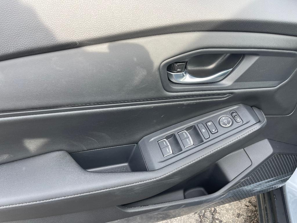 new 2025 Honda Accord Hybrid car, priced at $33,148